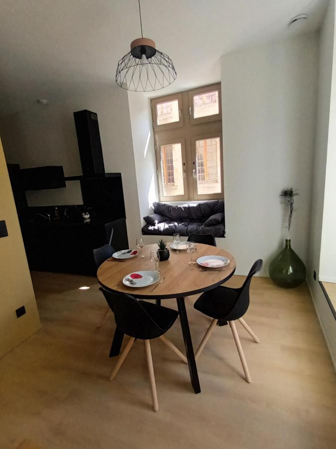 Chez David - T2 Neuf Dans Centre Historique Apartment Brioude Bagian luar foto